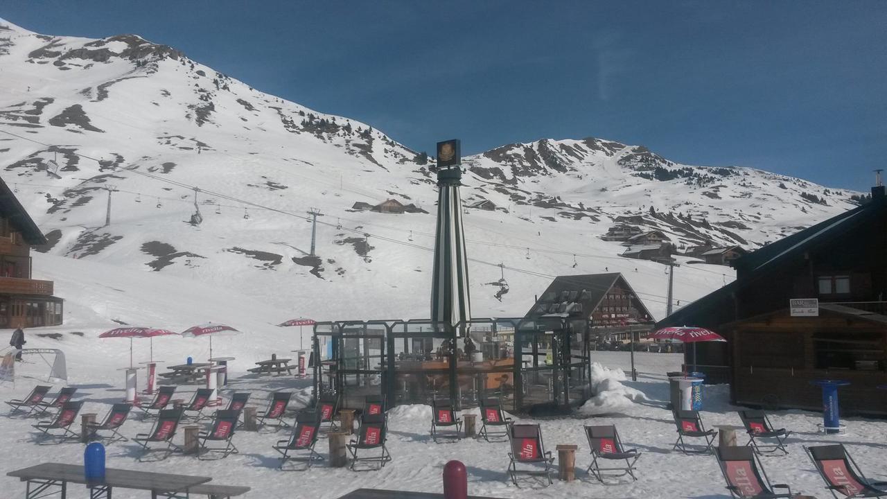 Hotel Rayon De Soleil Champéry Exterior foto